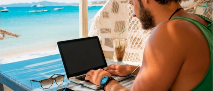 Workation : combiner travail et vacances